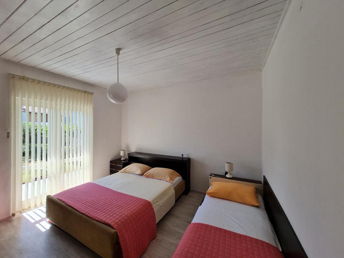 Guest House Barba Bibinje Extérieur photo