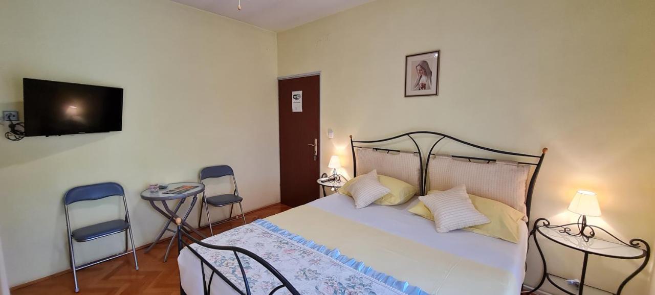 Guest House Barba Bibinje Extérieur photo