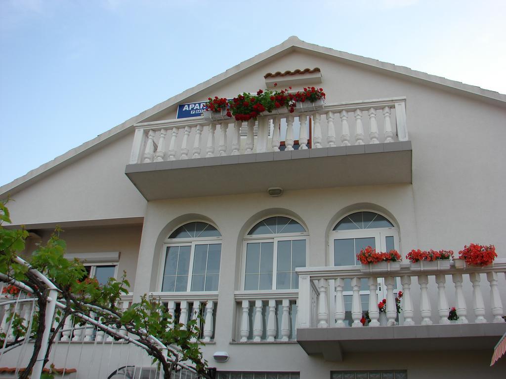 Guest House Barba Bibinje Extérieur photo